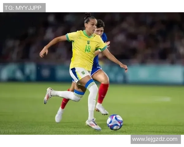 巴西女足与美国女足巅峰对决展现女子足球魅力与实力的较量